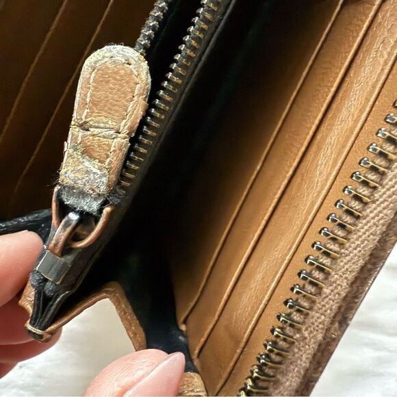 Bottega Veneta Brown Leather wallet - Picture 13 of 15